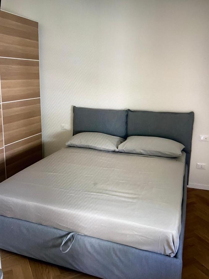Milano: Incantevole Appartamento In Pieno Centro - Fancy Yellow Apartments Extérieur photo