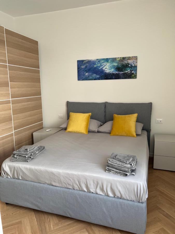 Milano: Incantevole Appartamento In Pieno Centro - Fancy Yellow Apartments Extérieur photo